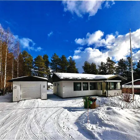 Cozy Detached House Near Santa Claus Village *