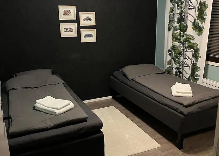 Cozy Detached House Near Santa Claus Village בית נופש