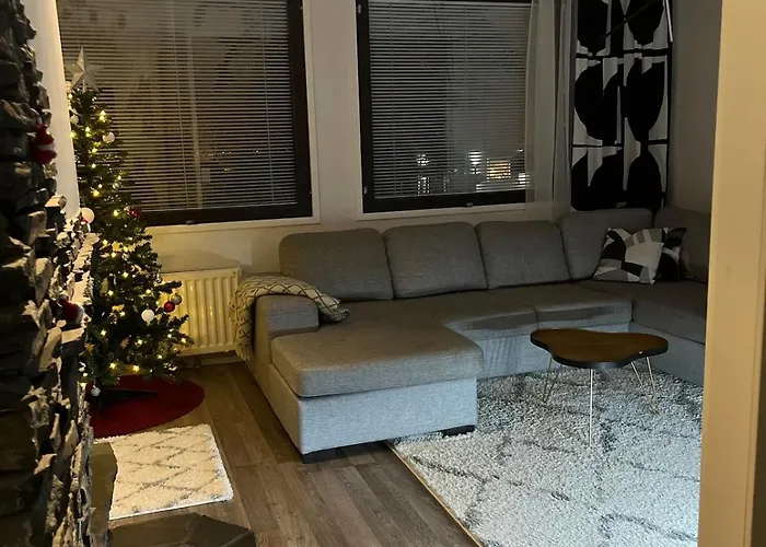 Дом отдыха Cozy Detached House Near Santa Claus Village *