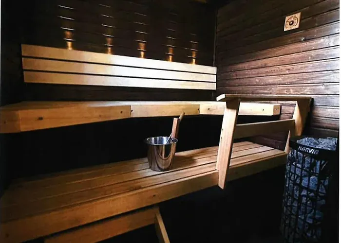 בית נופש Cozy Detached House Near Santa Claus Village